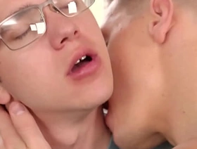 Jock with glasses raw penetrated after sucking dick